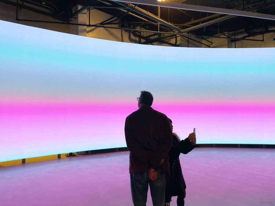 Color :: Field, photo 5